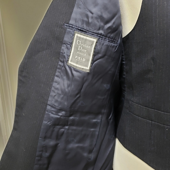 Christian Dior Pinstriped Blazer and Vest - Picture 6 of 9